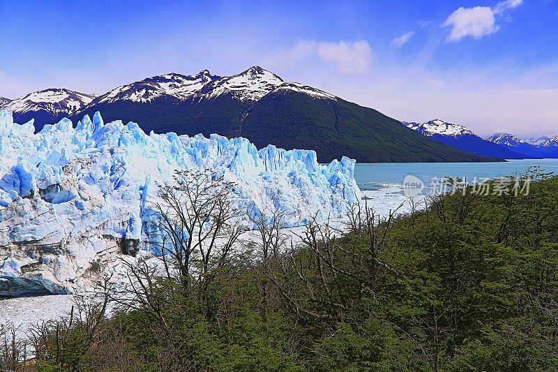 莫雷诺冰川和阿根廷湖- El Calafate，阿根廷巴塔哥尼亚